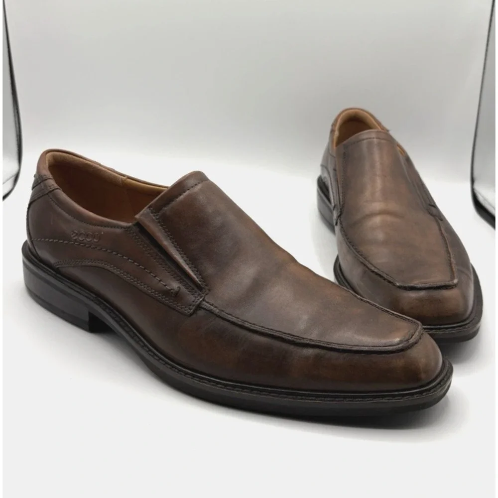 ECCO Loafer Men's Size 10 Brown Leather Slip On‎ Apron Toe Casual Dress Shoe